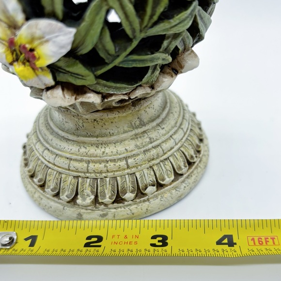 Easter Lily Egg Shaped Topiary Resin Sculpture Hobby Lobby 2008 - Picture 10 of 10